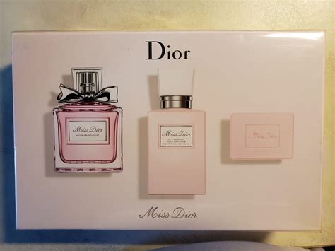 miss dior gift sets.